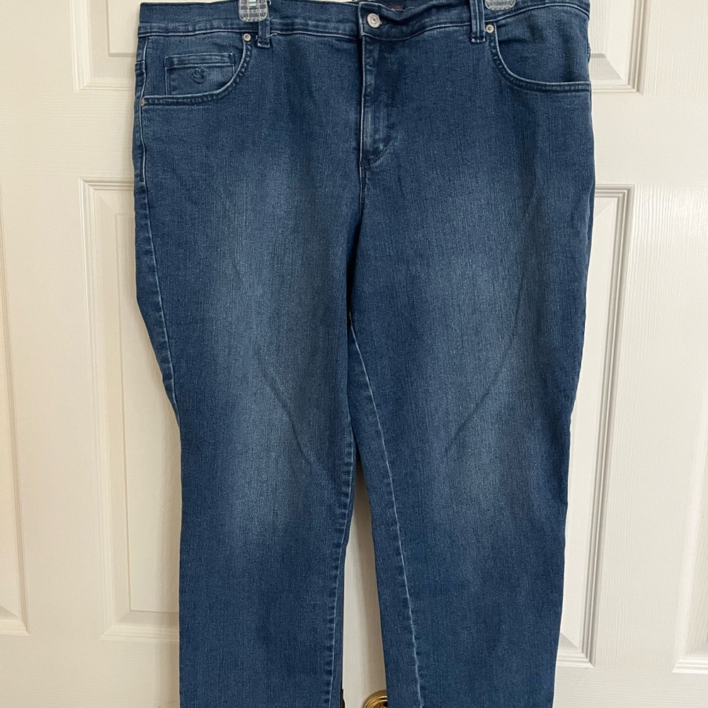 Gloria Vanderbilt Amanda Blue Denim Jeans 18WS